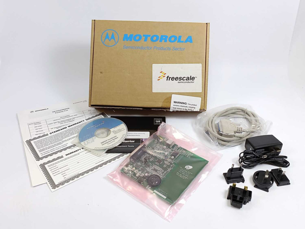 Motorola MC56F8300DSK Eval board 56F8300DEMO