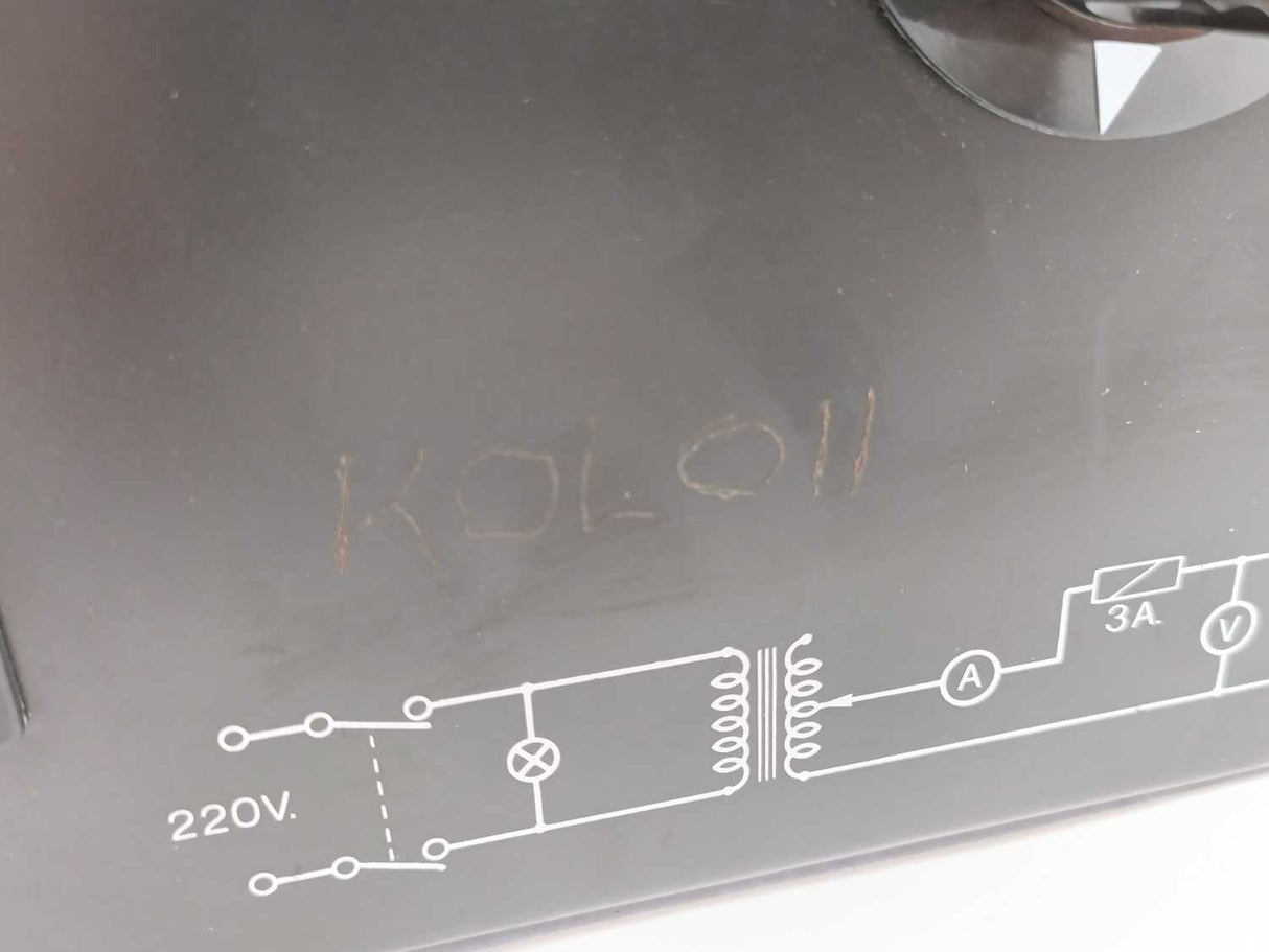 Skillevario 11.36 Variable Isolation Transformer / Variac 0–250V AC 3A