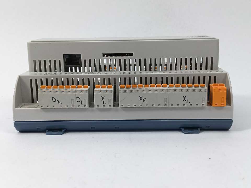 Siemens POL638.00/STD Open Energy Management Equipment