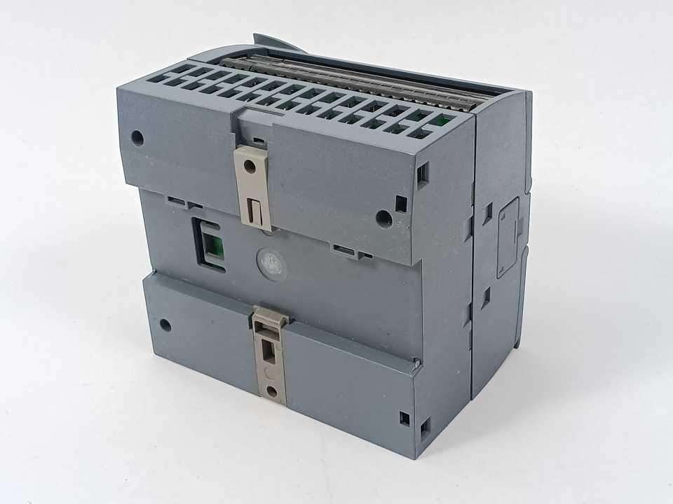 Siemens 6ES7 214-1HE30-0XB0 SIMATIC S7-1200 CPU 1214C DC/DC/RLY