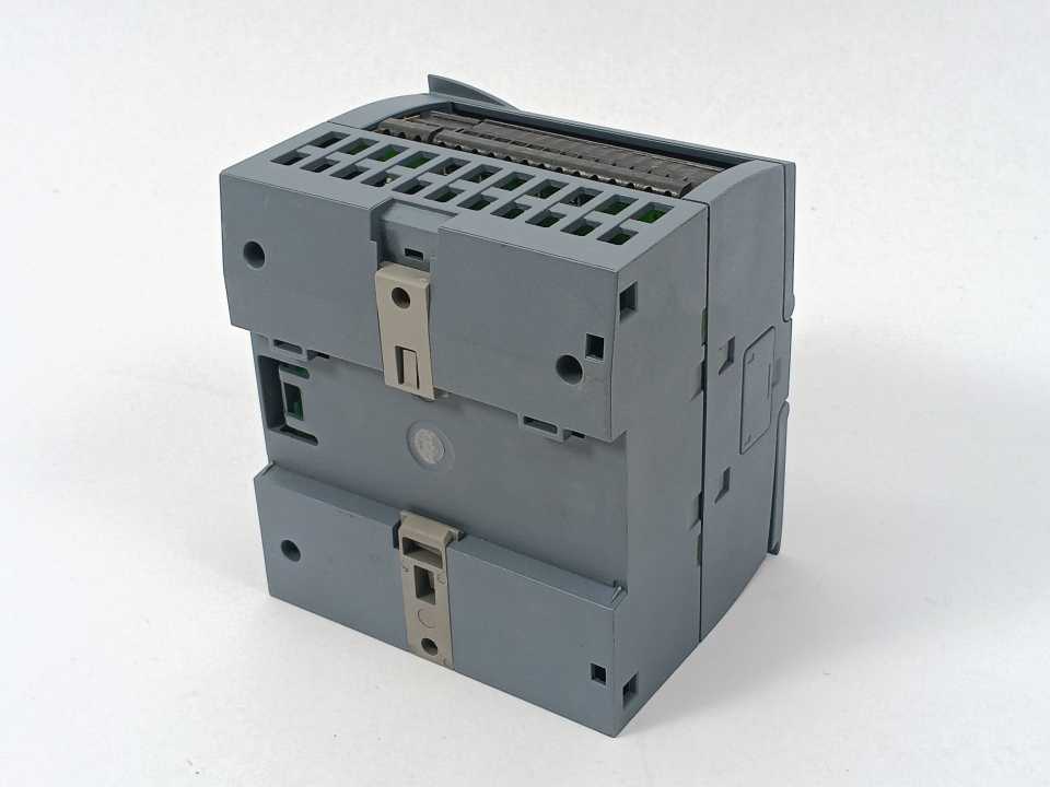 Siemens 6ES7 212-1BD30-0XB0 SIMATIC S7-1200 CPU 1212C AC/DC/RLY