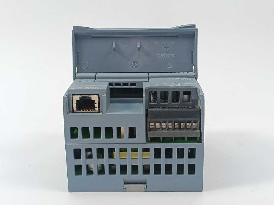 Siemens 6ES7 212-1BD30-0XB0 SIMATIC S7-1200 CPU 1212C AC/DC/RLY