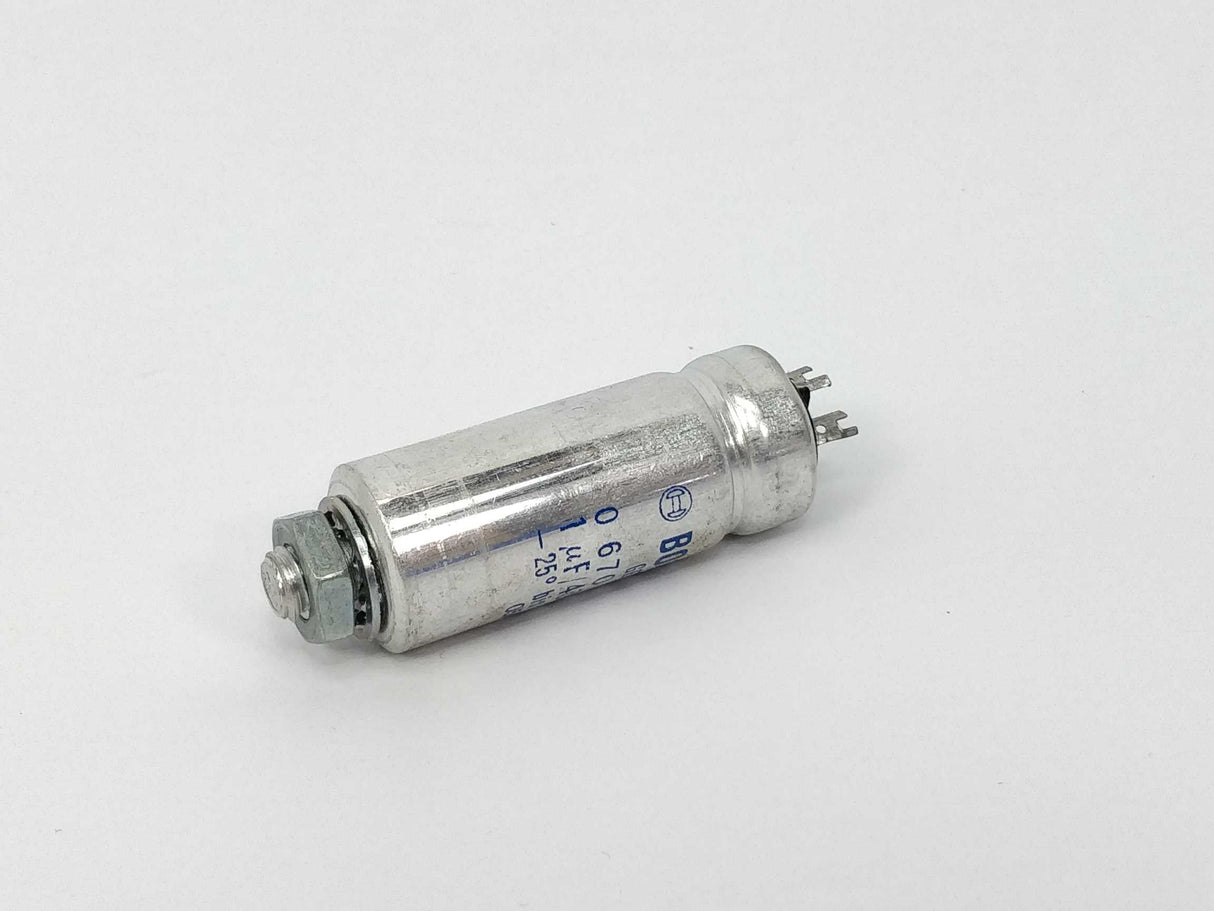 Bosch 0 670 303 014 Capacitor 1uF 400V