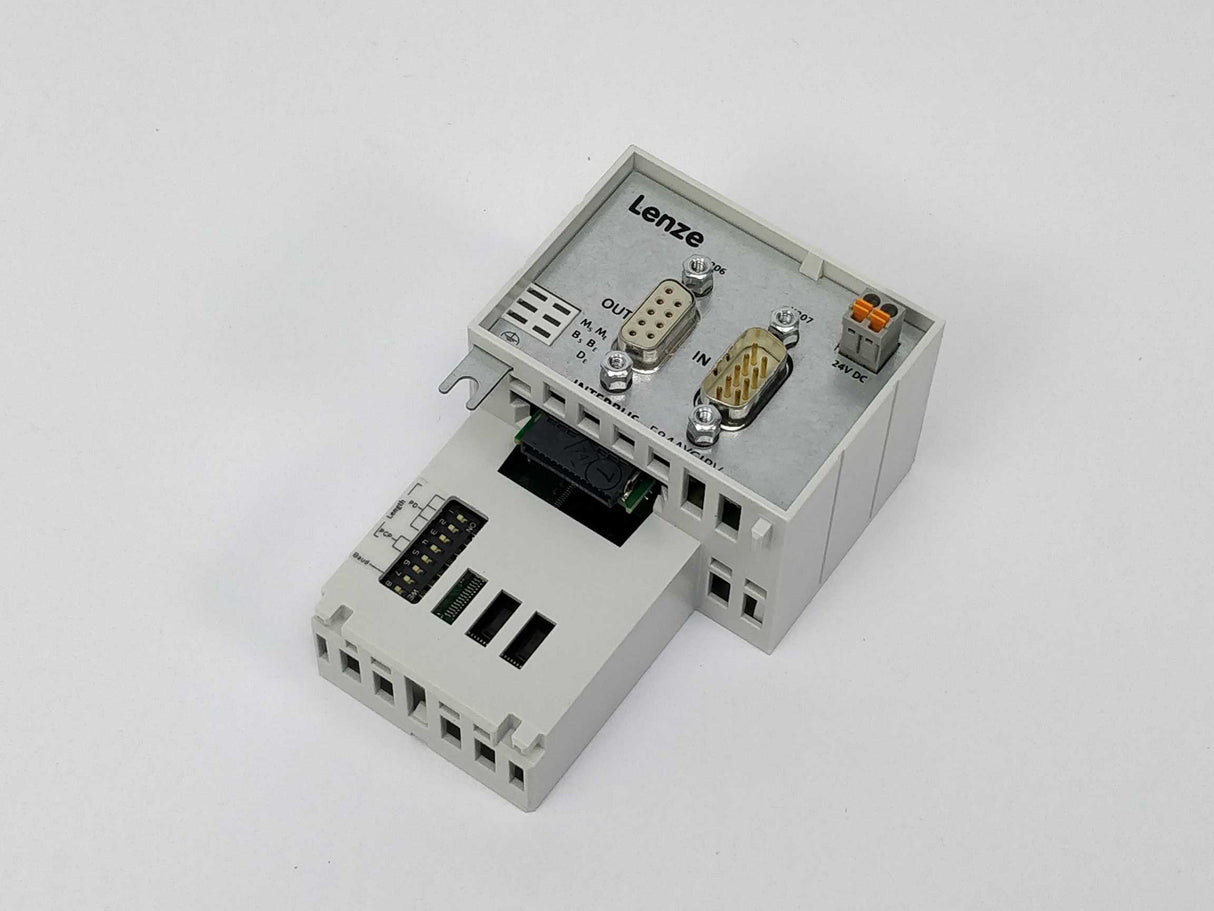 LENZE E84AYCIBV Interbus 8400 HW: 1A SW: 02.00