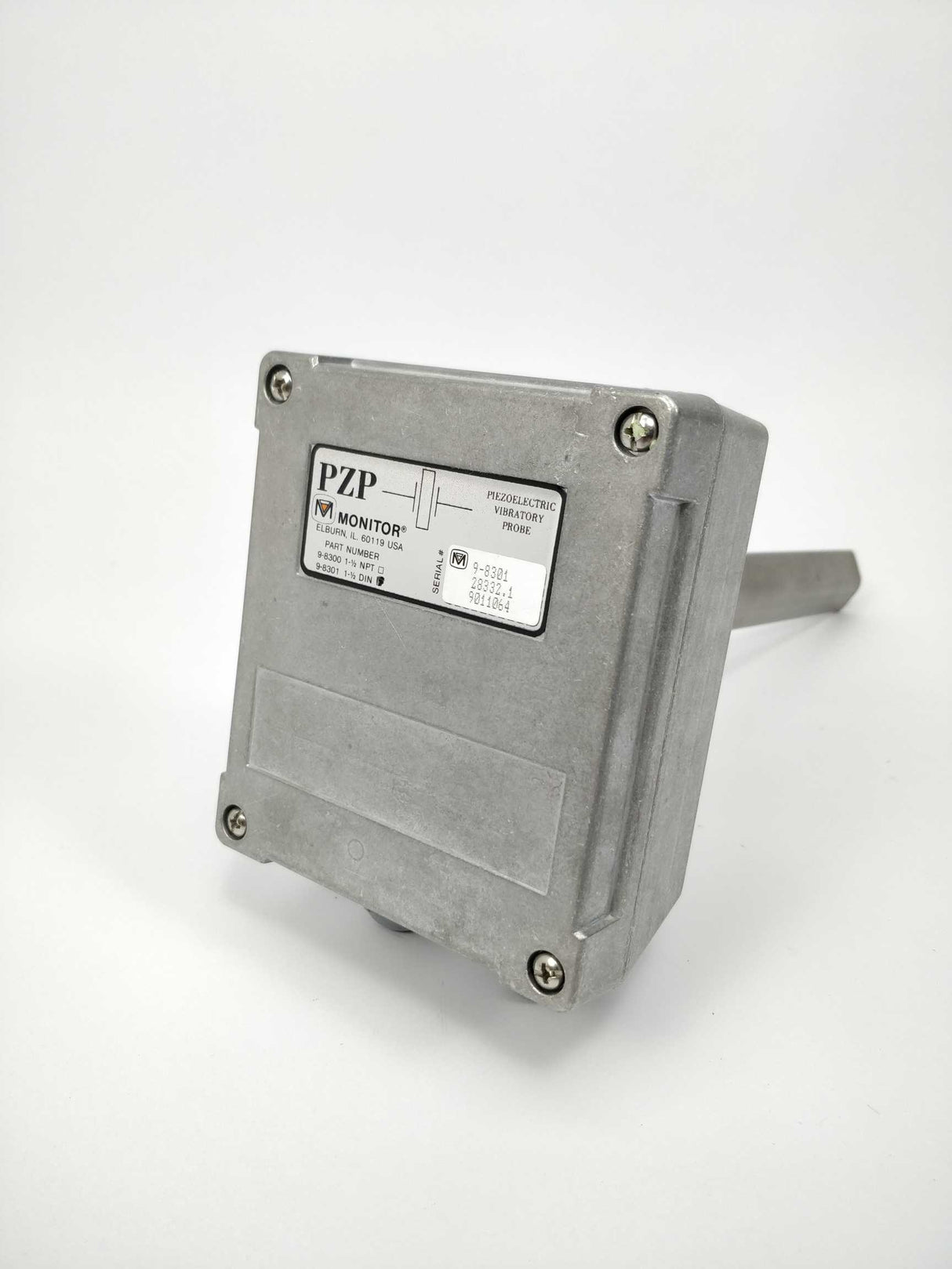 PZP 9-8301 1-½ DIN Monitor Piezoelectric vibratory probe