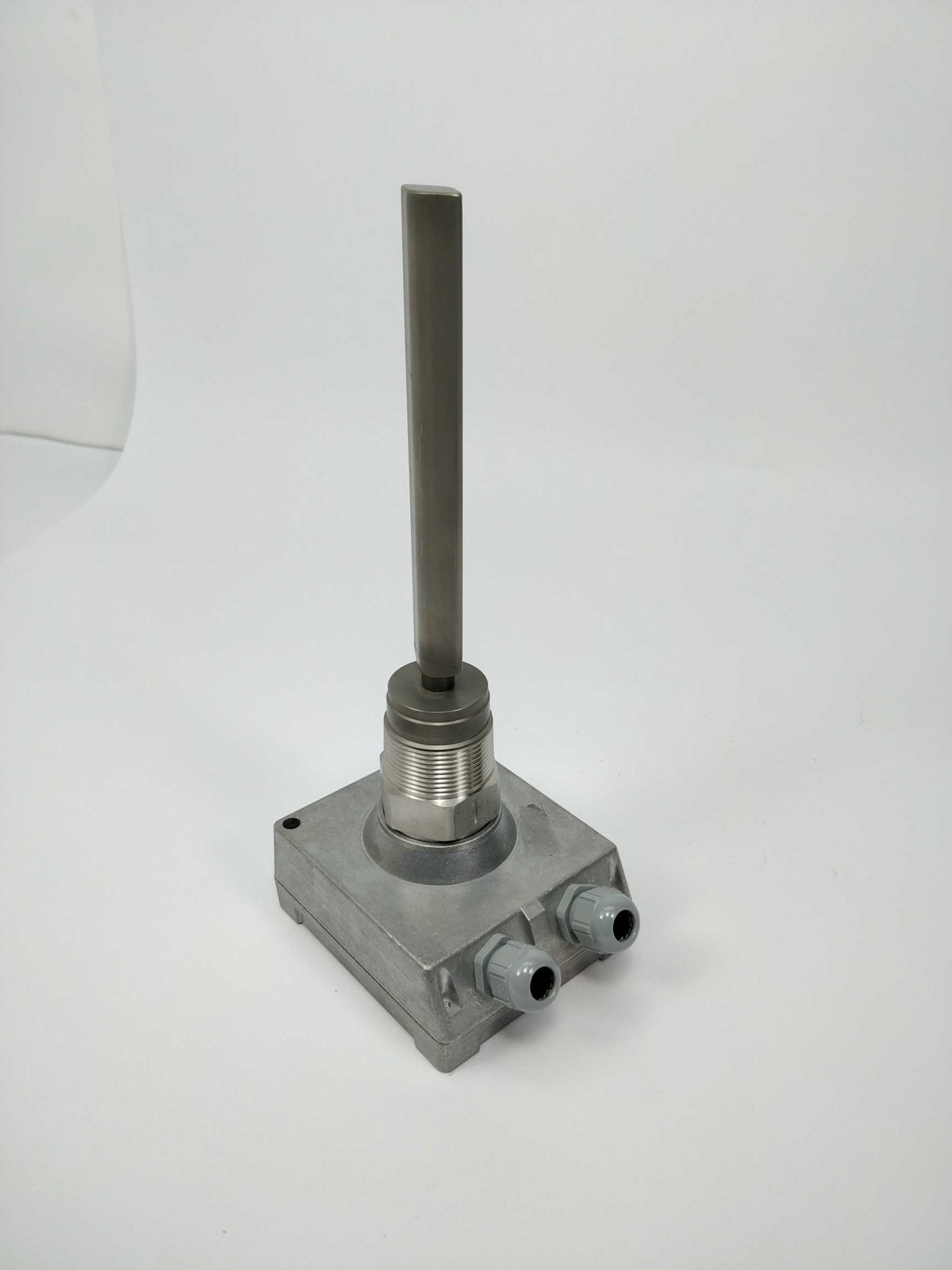 PZP 9-8301 1-½ DIN Monitor Piezoelectric vibratory probe