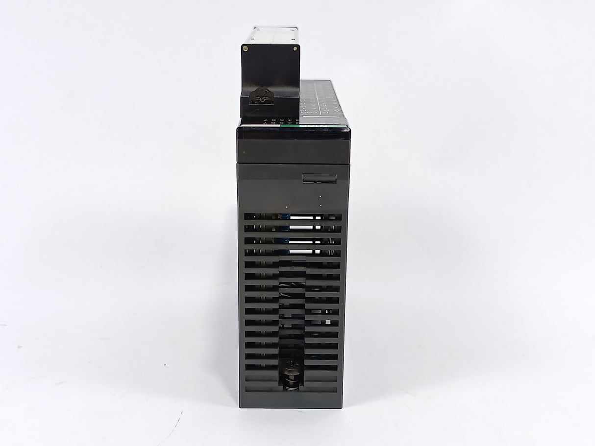 Idec PF3S-N16B FA-3S DC input