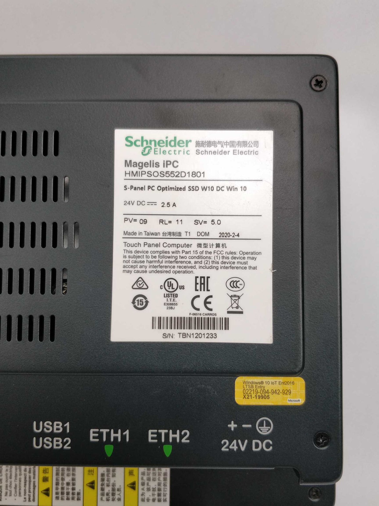 Schneider Electric HMIPSOS552D1801 Multi touch screen Harmony iPC