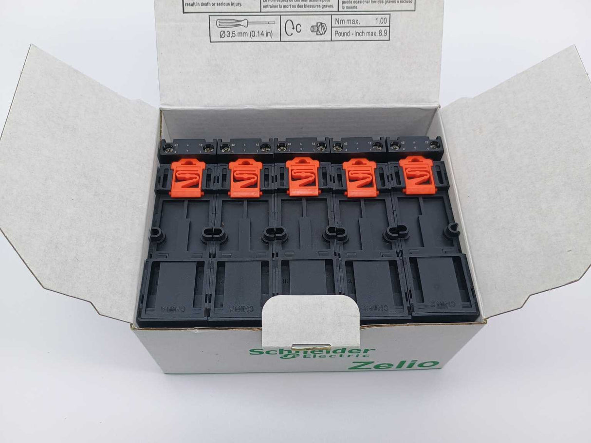 Schneider RXZE2S108M Simple socket 10 Pcs.