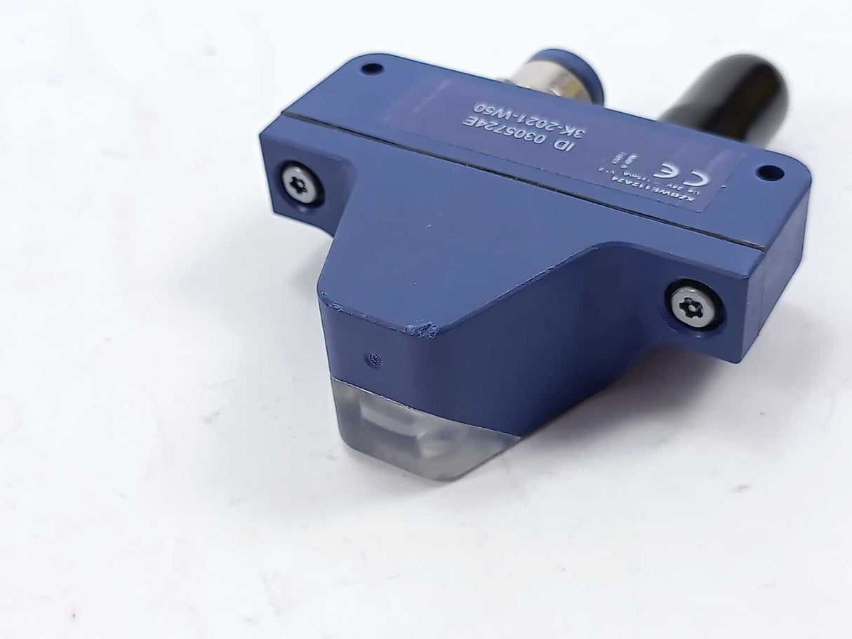 TELEMECANIQUE XZBWE112A24 Wireless transmitter