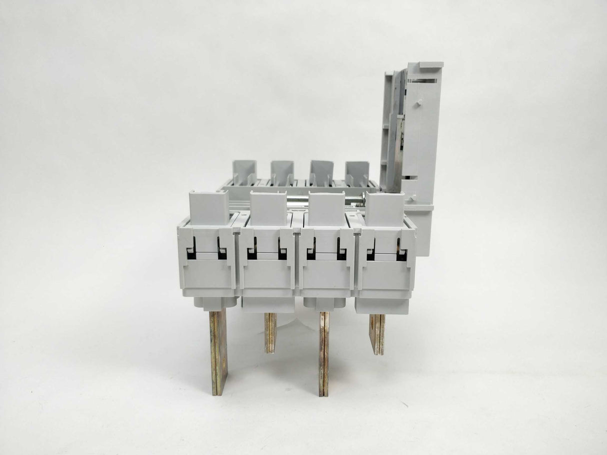 ABB 1SDA054772R1 / T5 630 W FP 4p VR T5 630 W FP 4p VR