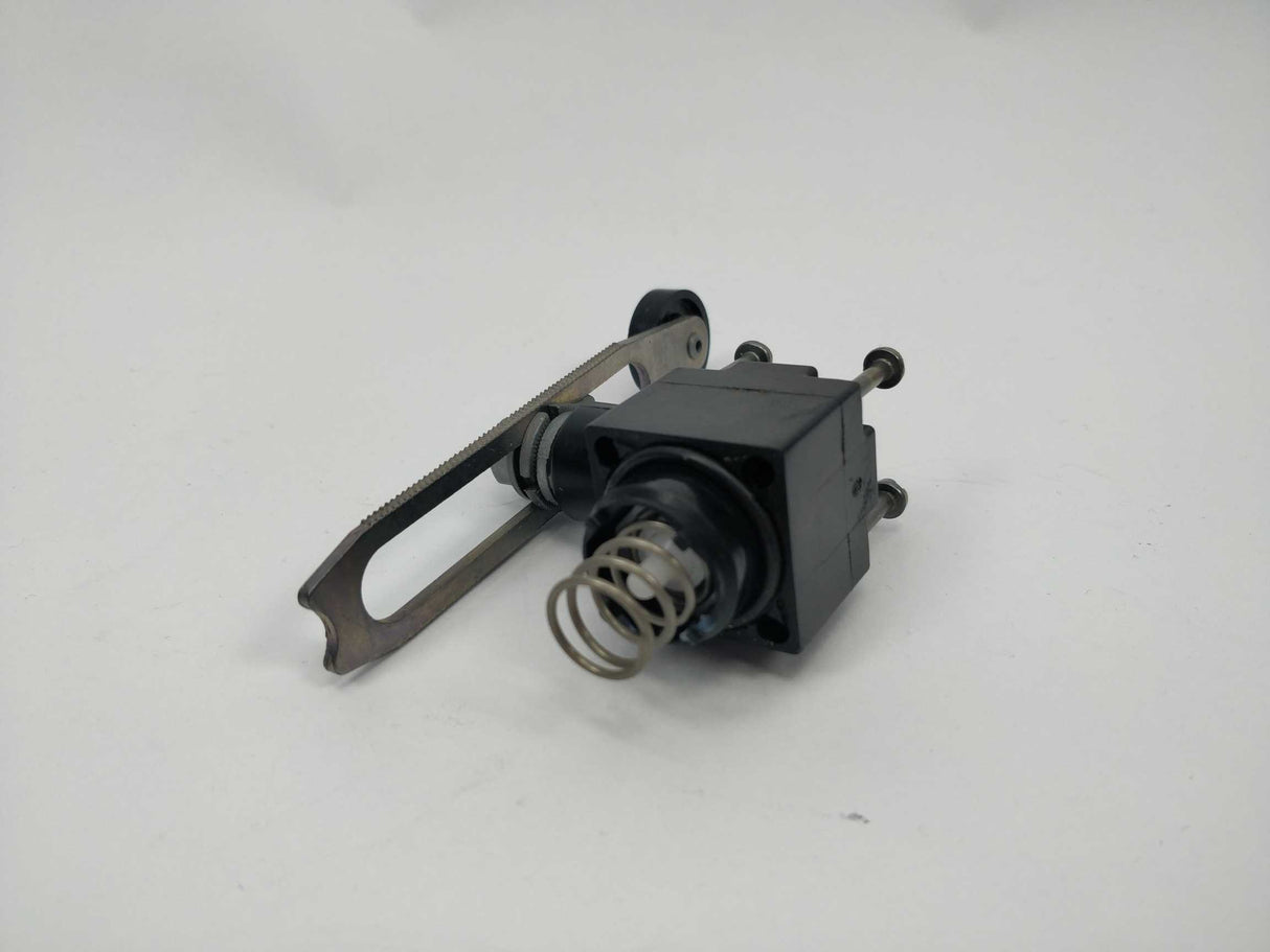 Schneider / Telemecanique ZCK-D05 Limit Switch Head with ZCK-Y41