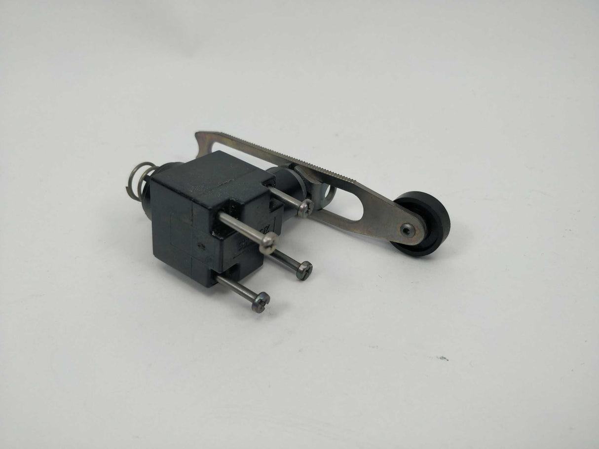 Schneider / Telemecanique ZCK-D05 Limit Switch Head with ZCK-Y41