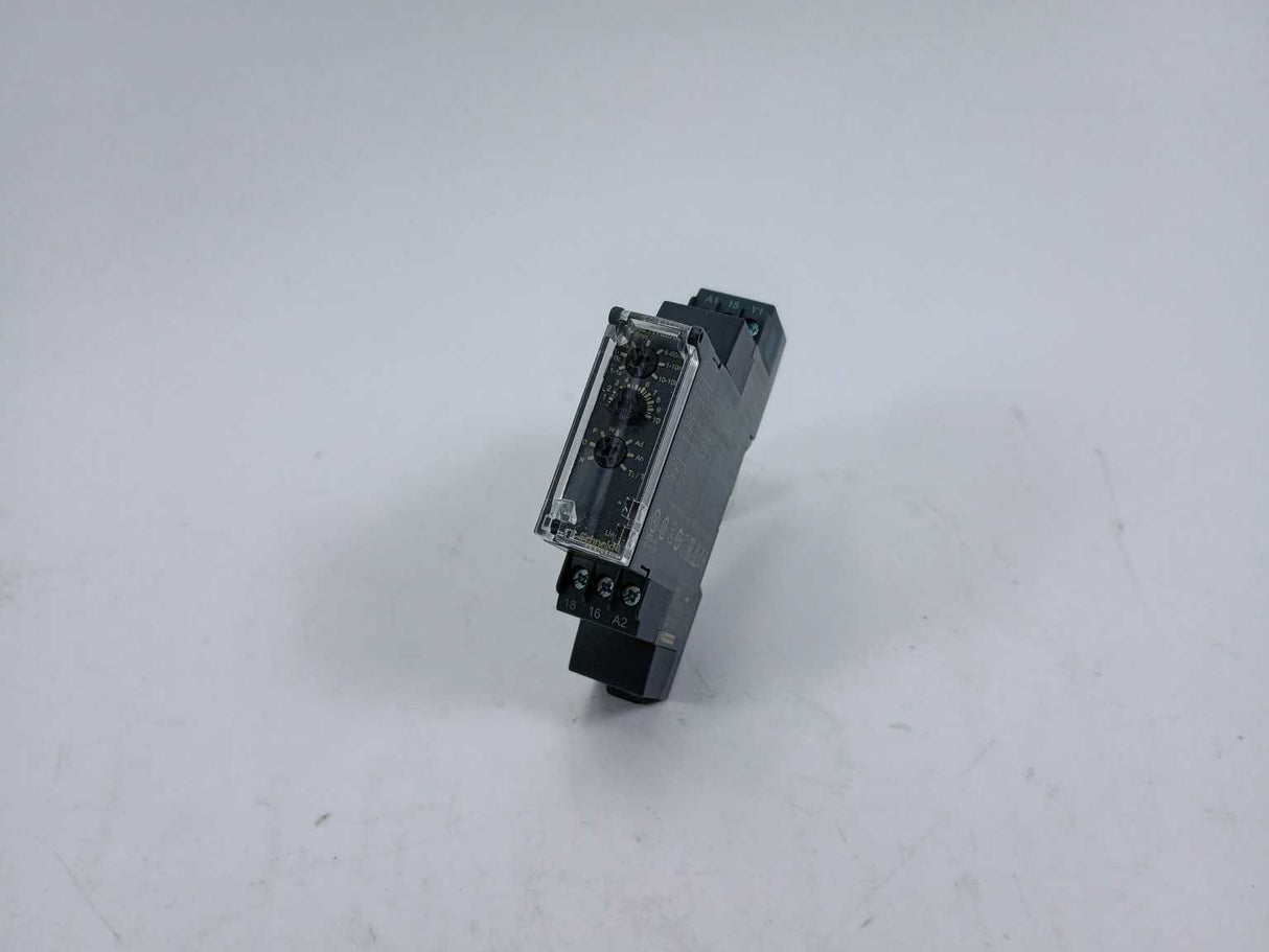 Schneider Electric Re17RMXMU Multifunction Timer Relay