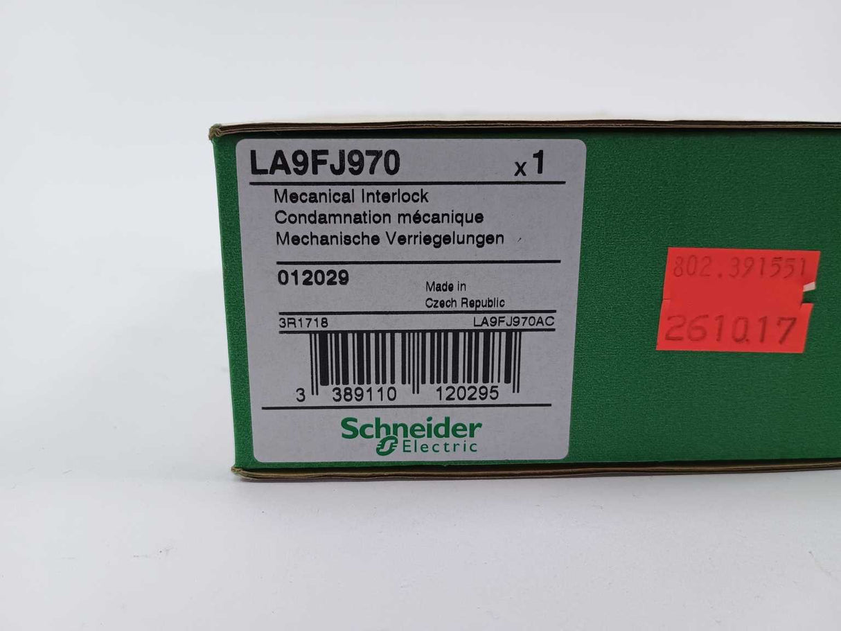 Schneider Electric LA9FJ970 Mechanical Interlock
