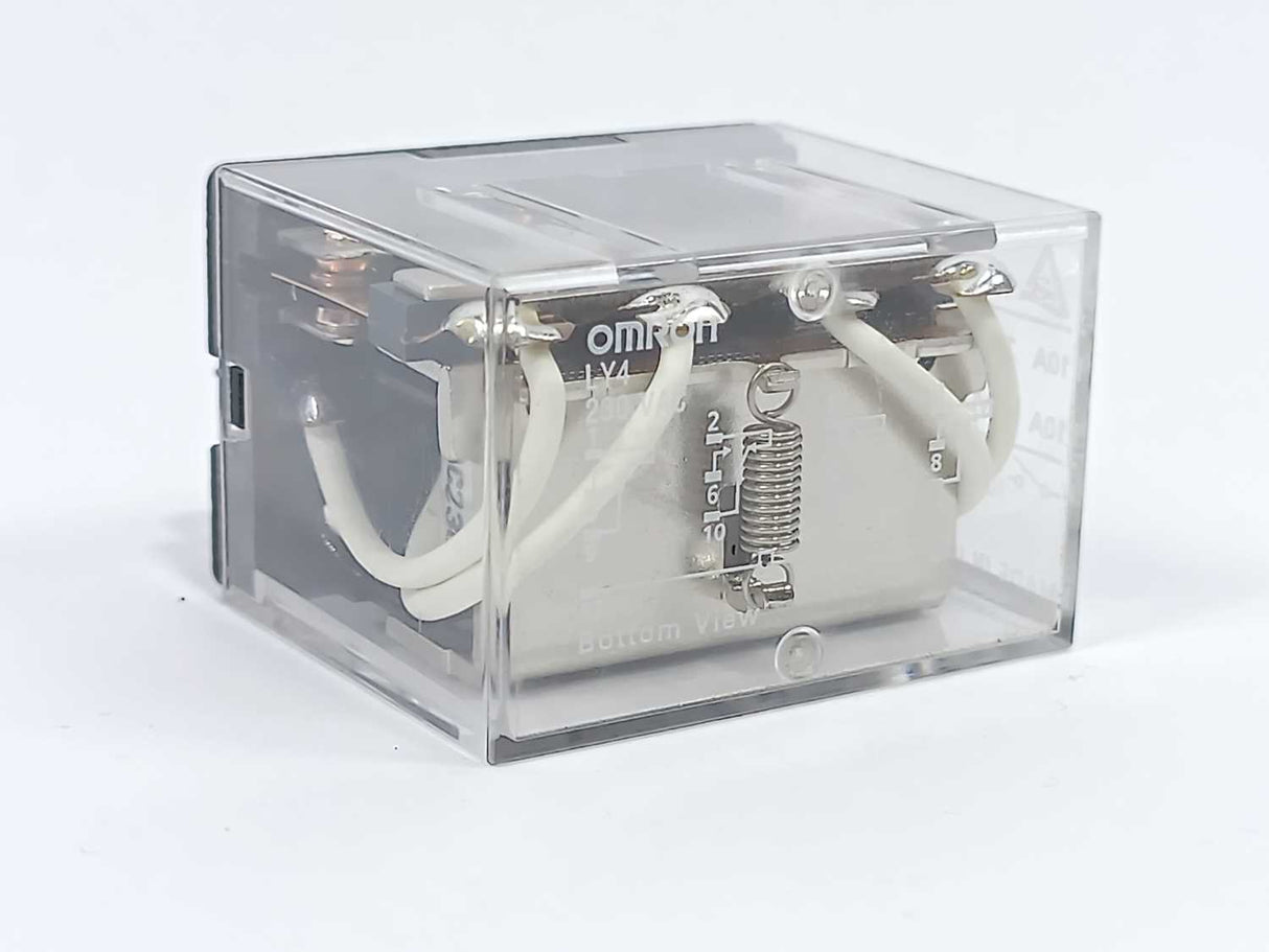 OMRON LY4 AC 230 VAC LY4 230VAC Relay, Plug-in 6 Pcs