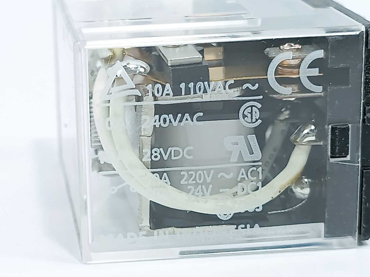 OMRON LY4 AC 230 VAC LY4 230VAC Relay, Plug-in 6 Pcs