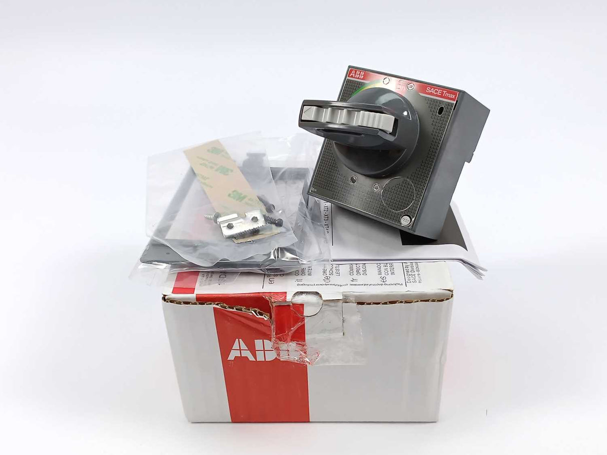 ABB 1SDA069053R1 RHD XT2-XT4 F/P STAND. DIRECT