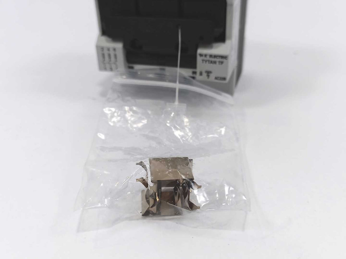 K'ELECTRIC 104213 TYTAN TF D0-safe switch-disconnector 3-pole