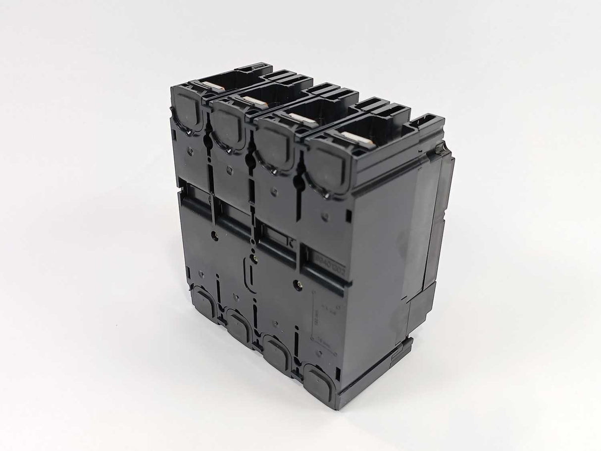 Schneider Electric C25B4TM200 Circuit Breaker, ComPacT NSX250B, 25kA/415VAC