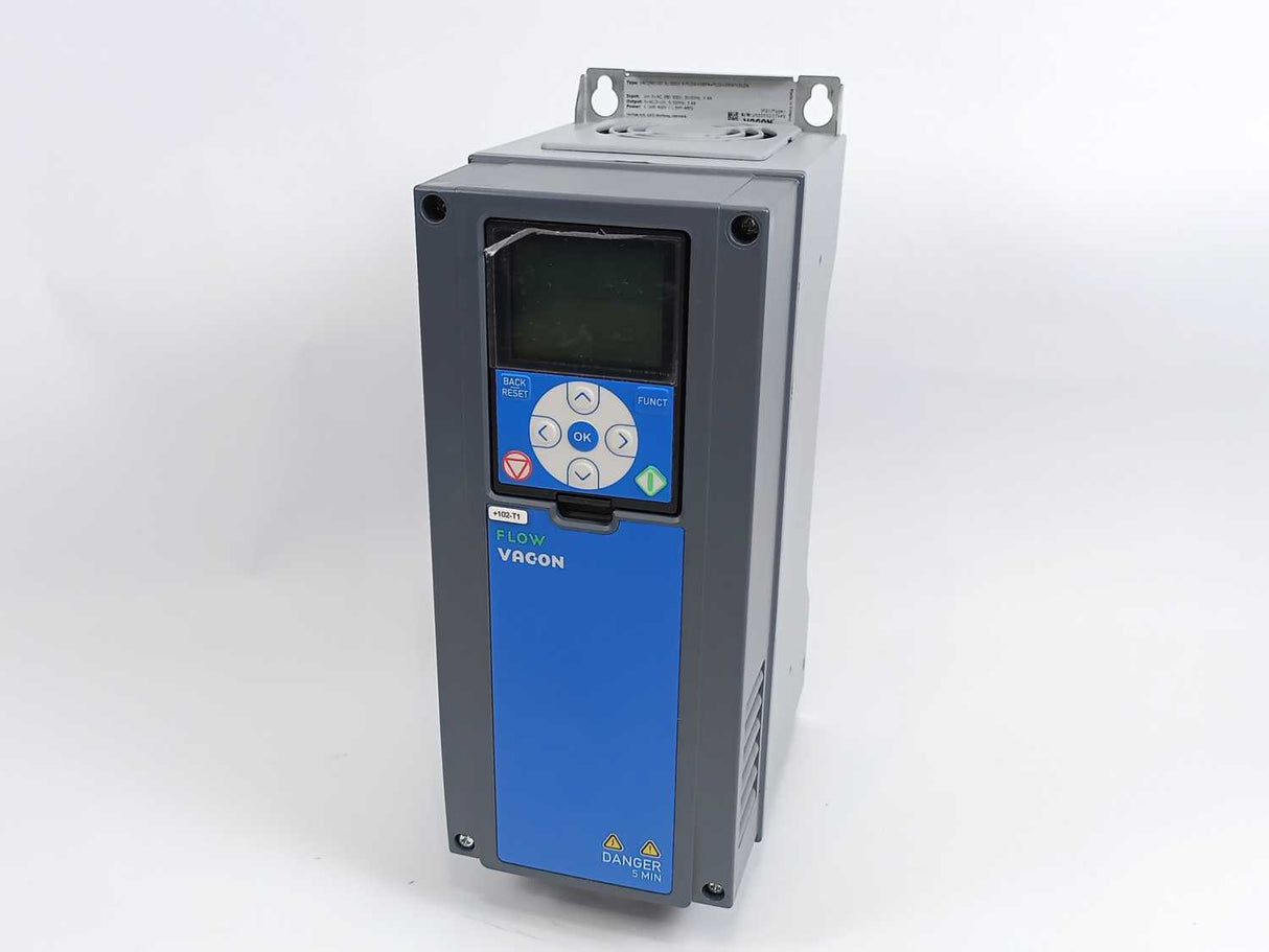 Vacon VACON0100-3L-0003-5-FLOW+SBF4+FL02+DPSP+DLDK IN:500V, 4.4A, Out: 0-320Hz