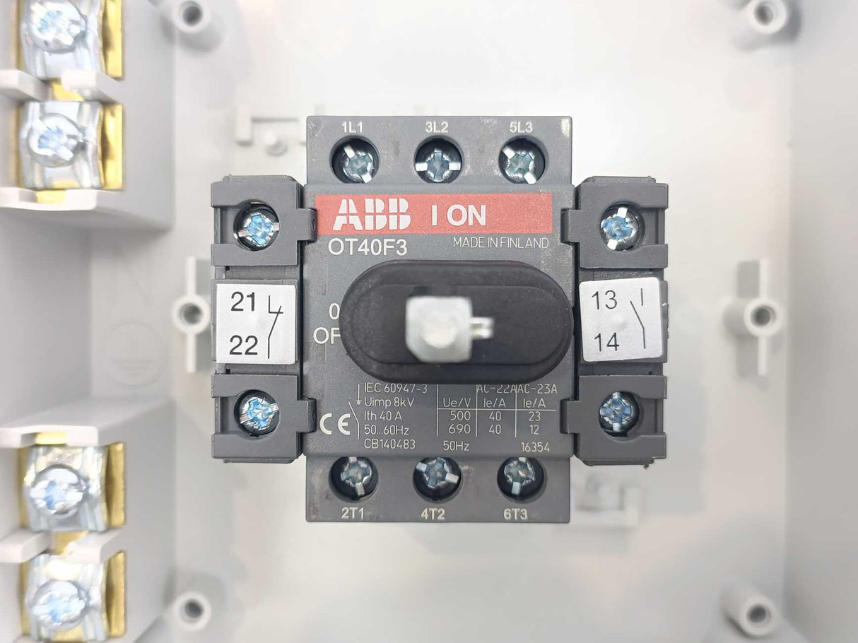 ABB OTP16T3M 1SCA022400R9910 Safety Switch