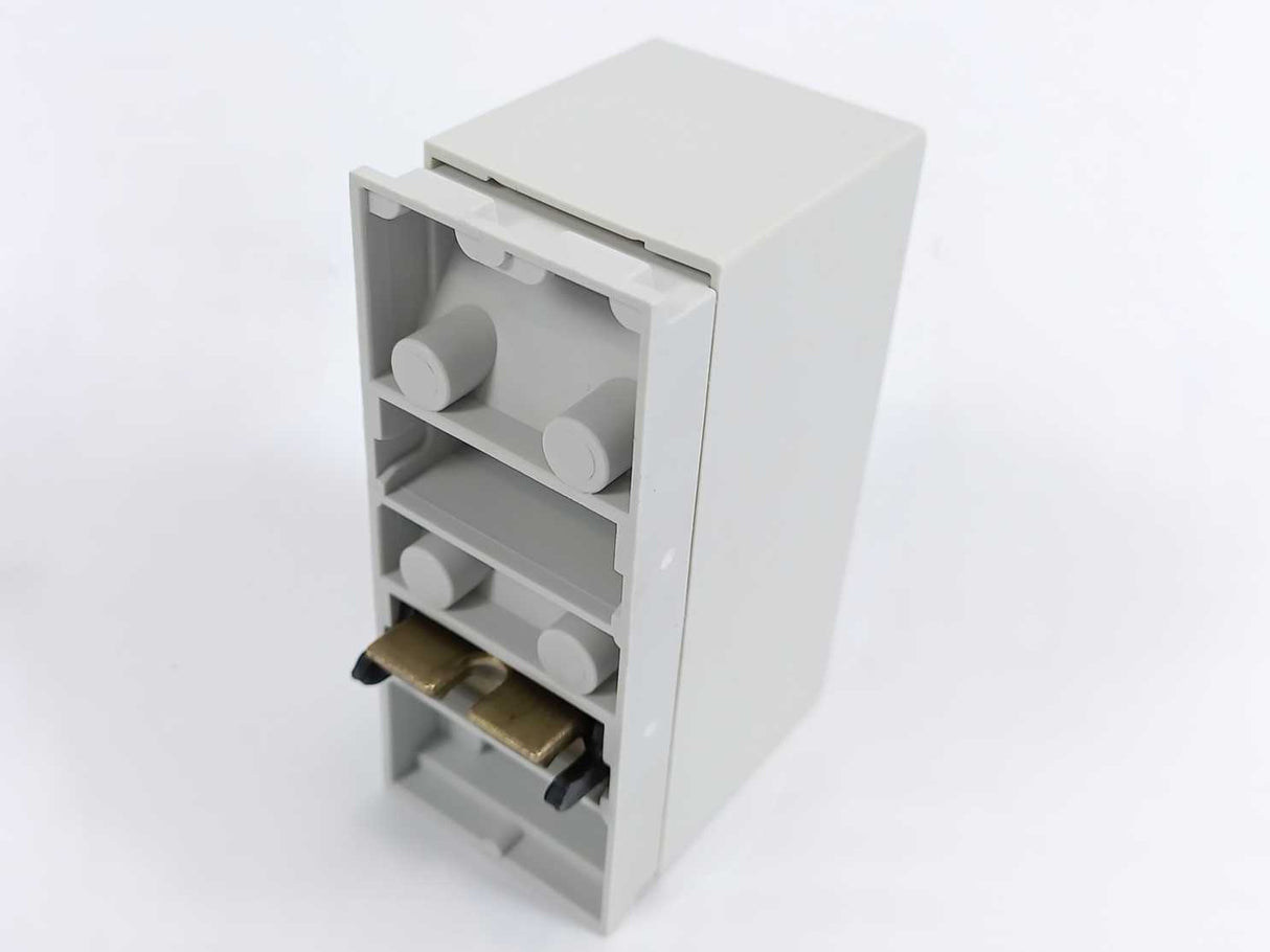 ABB 2CCV672502R0001 L2 ZLS252 Incoming Terminal Feeder Component, Batch of 5 Pcs