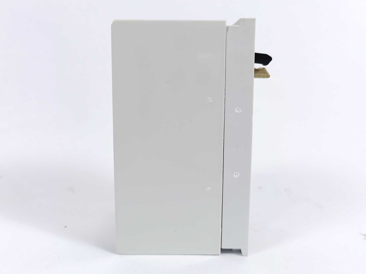 ABB 2CCV672503R0001 L3 ZLS253 Incoming Terminal Feeder Component, Batch of 7 Pcs