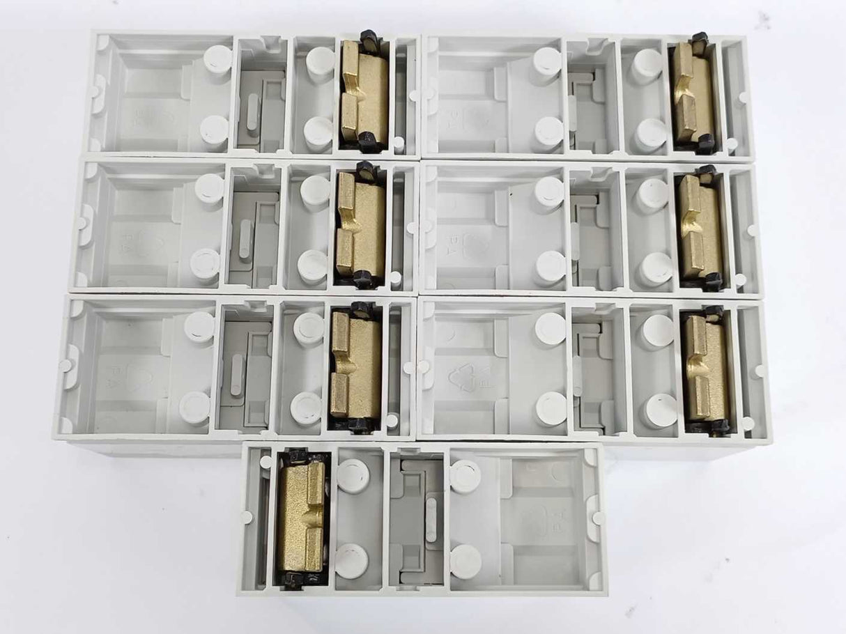 ABB 2CCV672503R0001 L3 ZLS253 Incoming Terminal Feeder Component, Batch of 7 Pcs