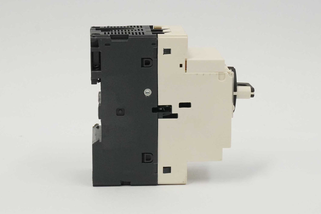 Schneider Electric GV2P06 TeSys Deca Manual Motor Starter and Protector 1-1.6A