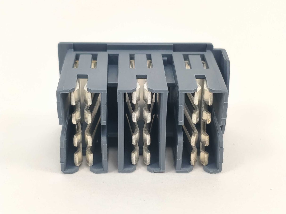 Siemens 3RV2917-4B 3-phase busbar