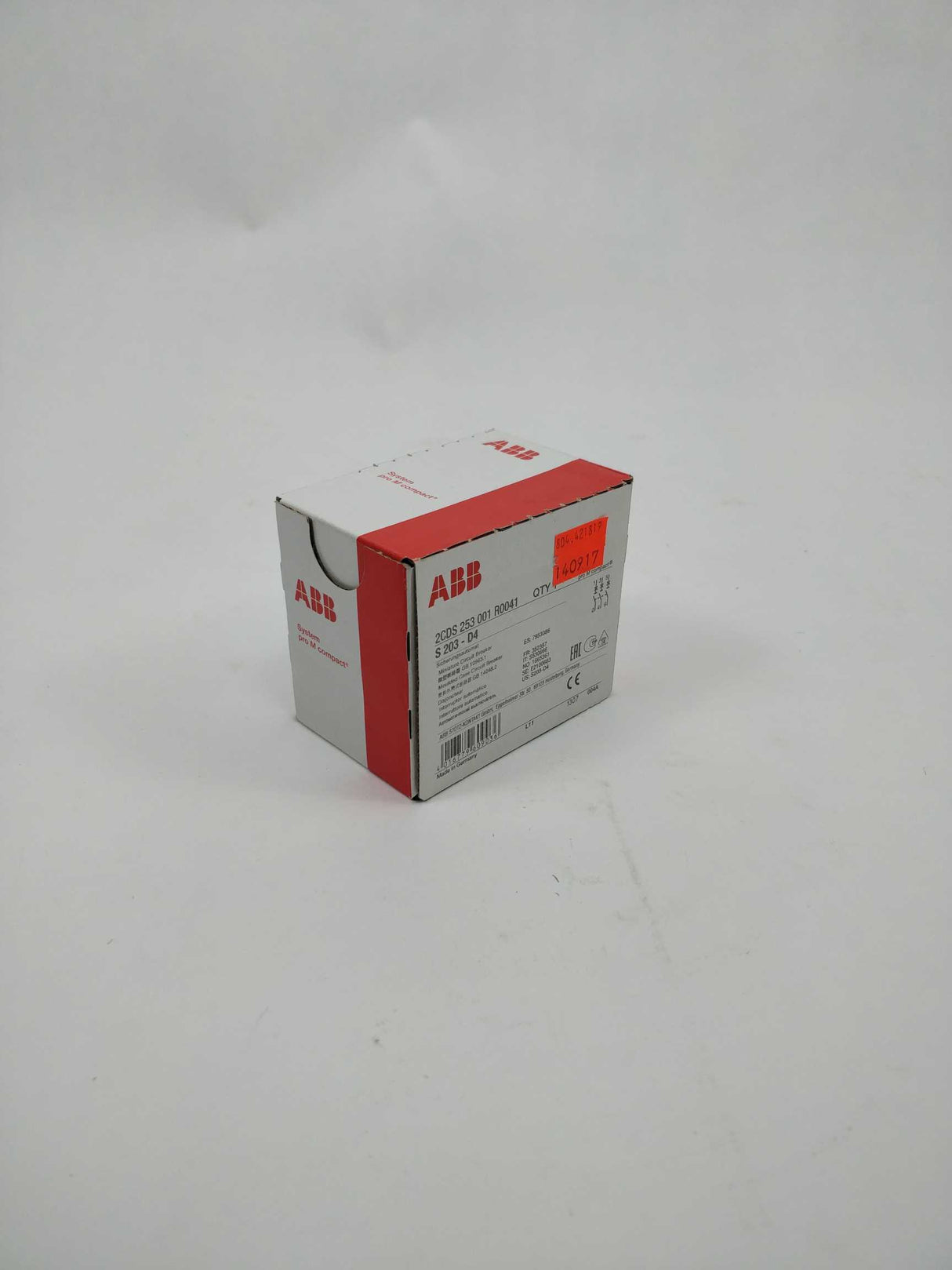 ABB 2CDS253001R0041 S203-D4