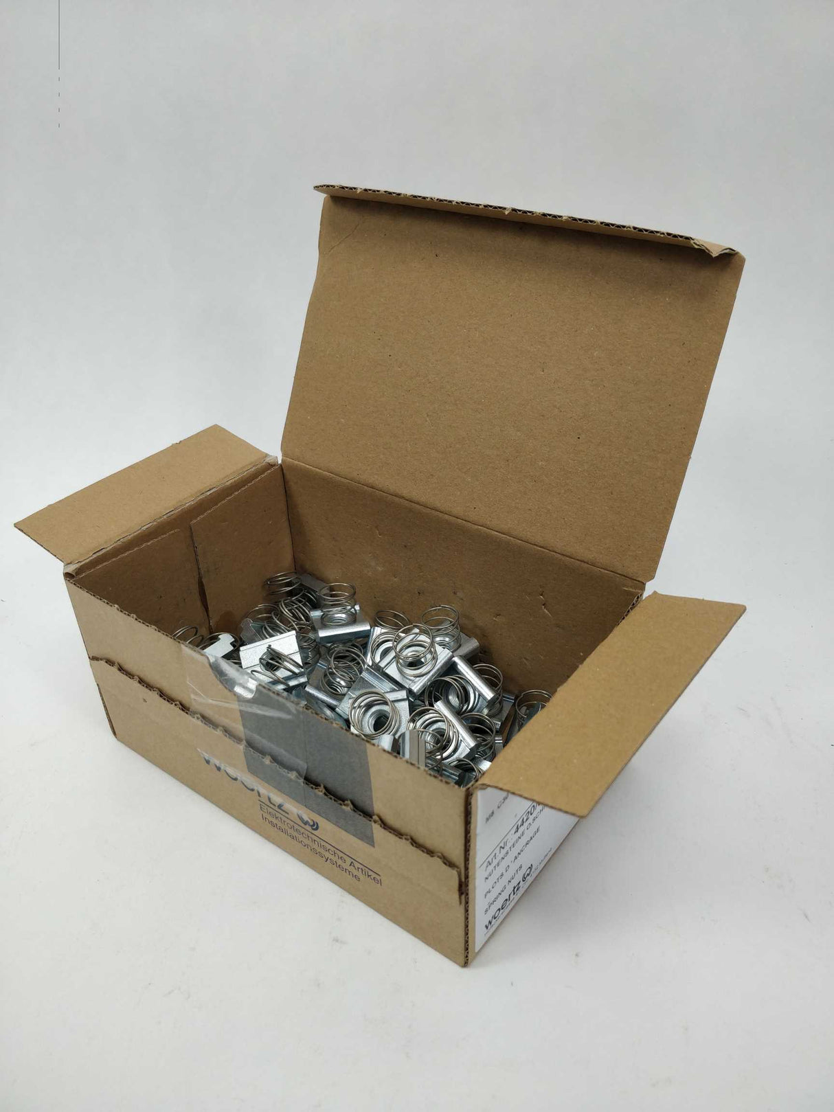 Woertz 4420/8OS Slot nuts C30 M8 without screw, with spring 54 Pcs