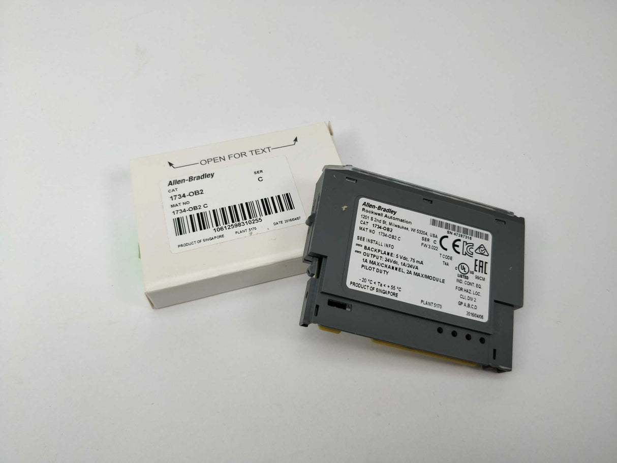 ALLEN-BRADLEY 1734-OB2 Ser. C Digital Output Module
