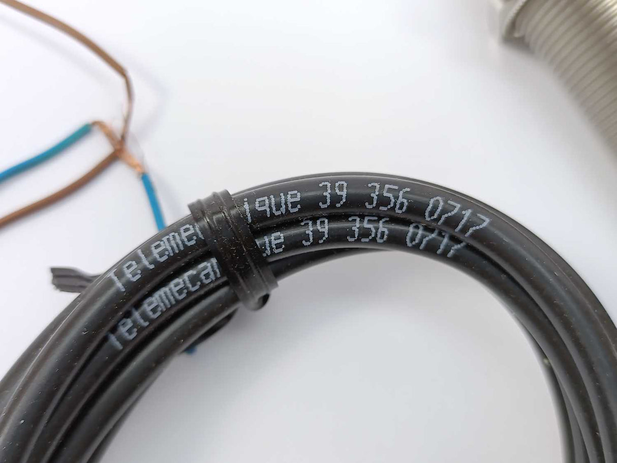 TELEMECANIQUE XSA-V11801 Inductive Proximity Sensors XS