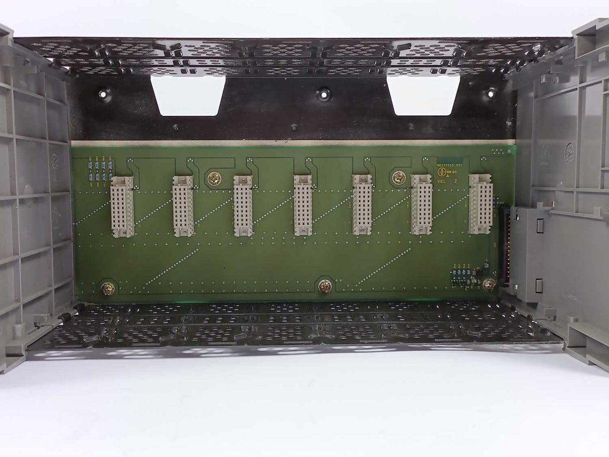 AB 1746-A13 13-Slot Rack Ser.B