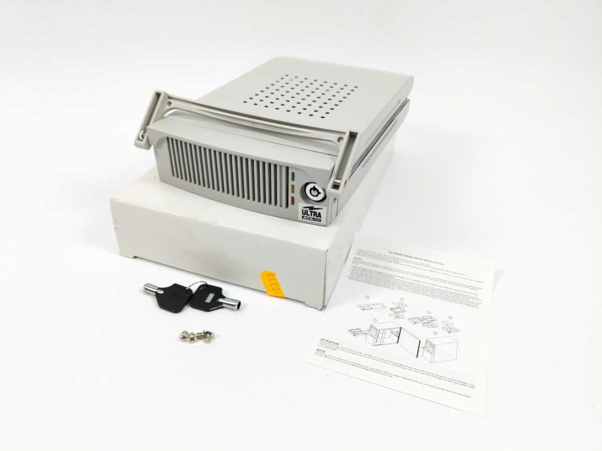 Ultra ATA/100 210318 SSI Series Mobil-Rack Installation