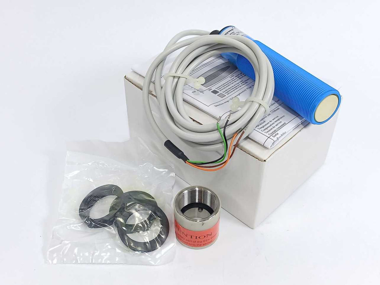 Honeywell SCN-2645SC Ultrasonic Proximity Sensor with Accessories