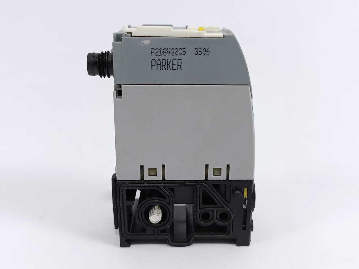 Parker P2D8V32C5 Valve Module Solenoid Pilot