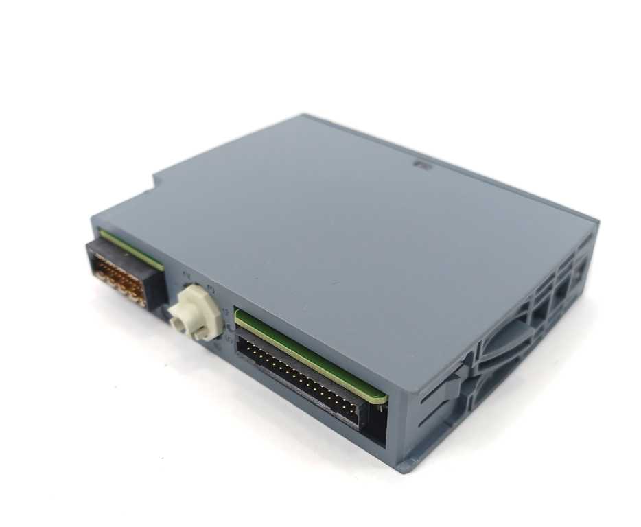 Siemens 6ES7135-6HB00-0DA1 Analog Output Module SIMATIC S7