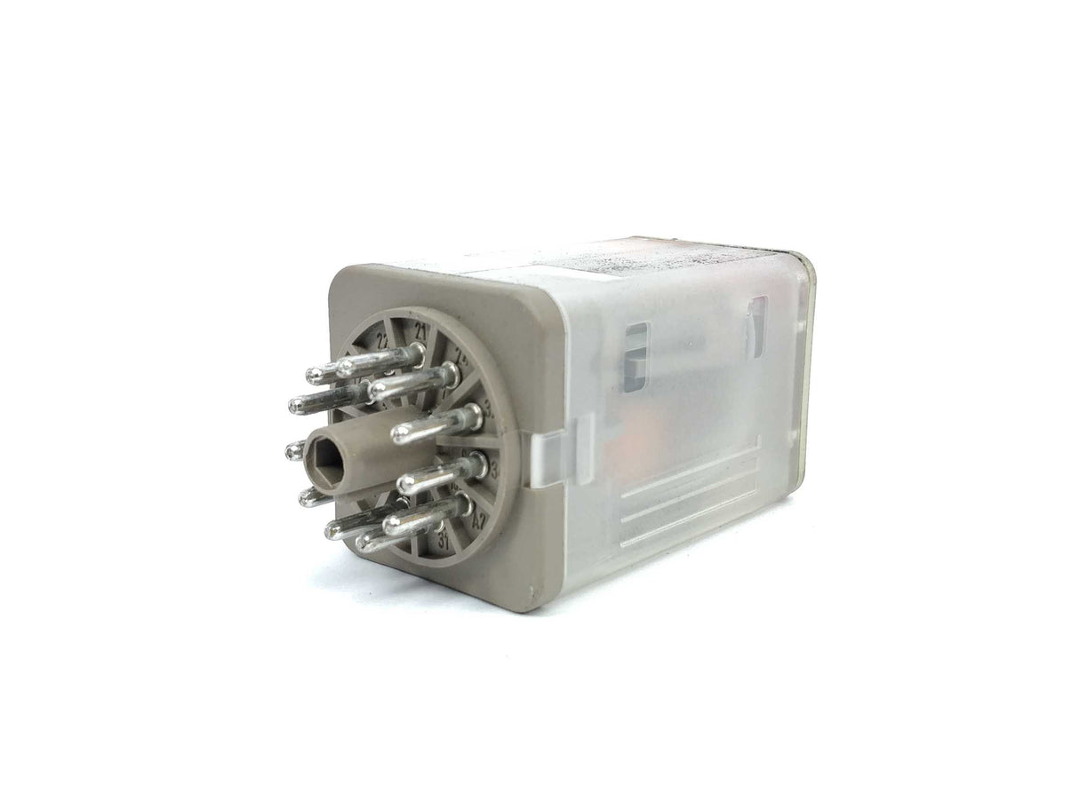 TELEMECANIQUE RUN 31A21 B7 Universal relay 24VAC 10 A + RUZ1A 10A/400VAC