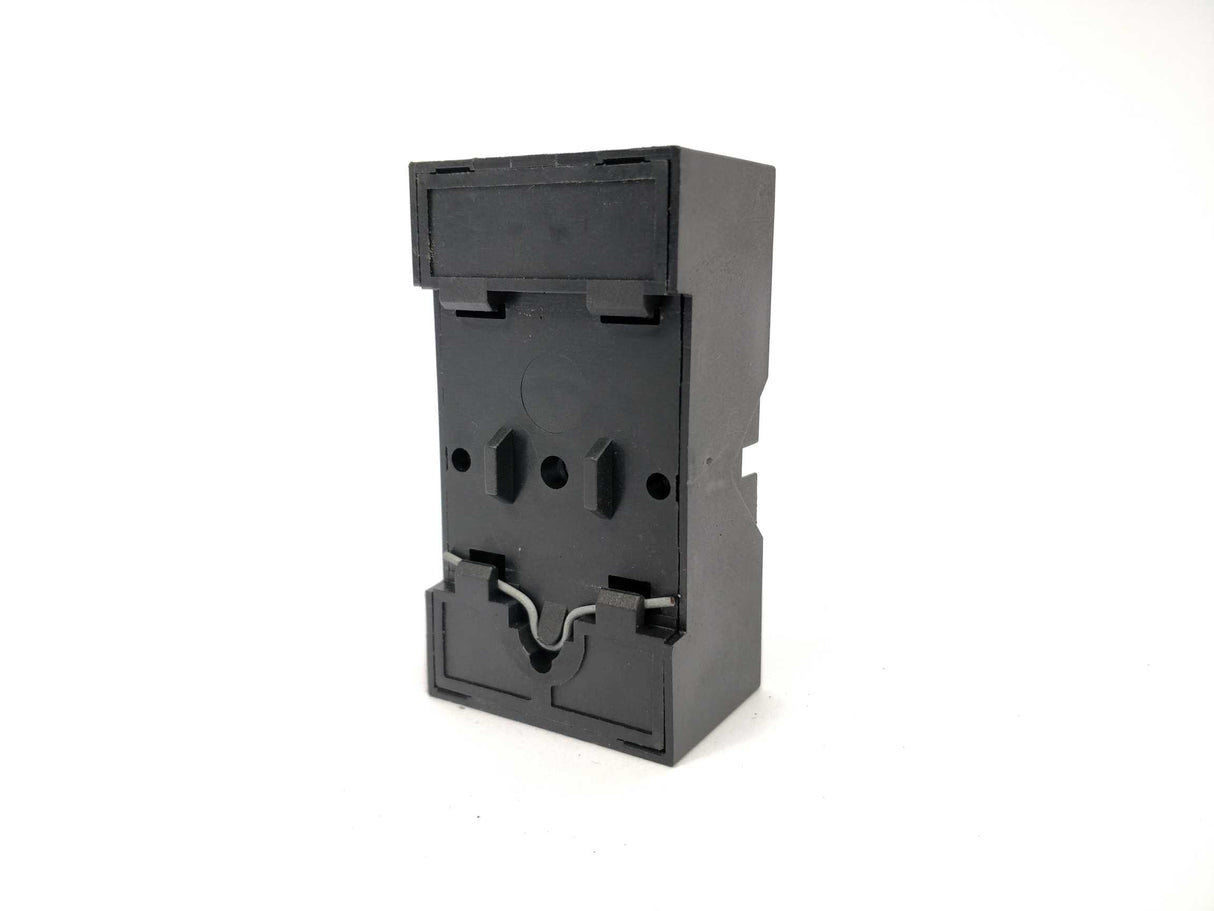 TELEMECANIQUE RUN 31A21 B7 Universal relay 24VAC 10 A + RUZ1A 10A/400VAC