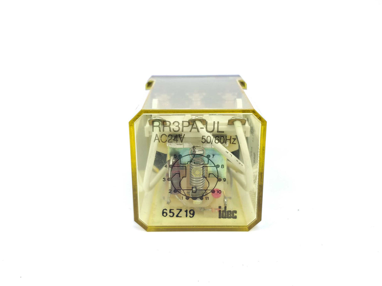 Idec RR3PA-UL General Purpose Relay AC24V 50/60 Hz + RUZ1A 10A/400VAC