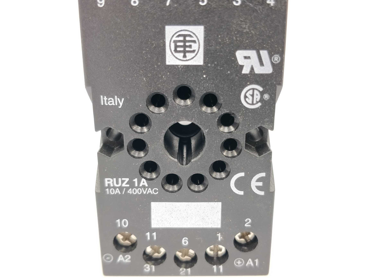 Idec RR3PA-UL General Purpose Relay AC24V 50/60 Hz + RUZ1A 10A/400VAC