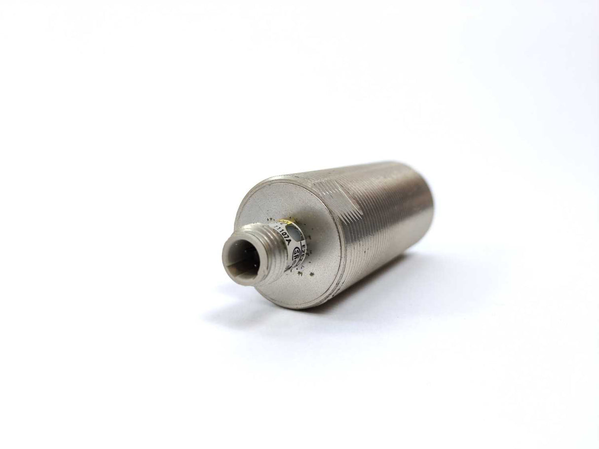 OMRON E2E2-X10Y1-M4 Proximity Sensors