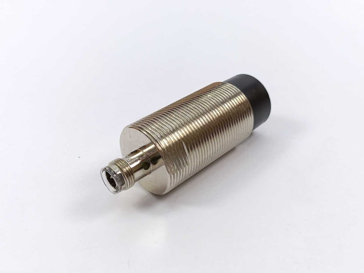 OMRON E2A-M30LN30-M1-B1 Proximity sensor