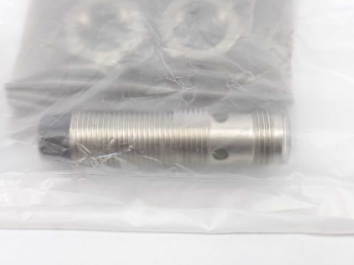 OMRON E2A-M12KN08-M1-B2 Proximity sensor