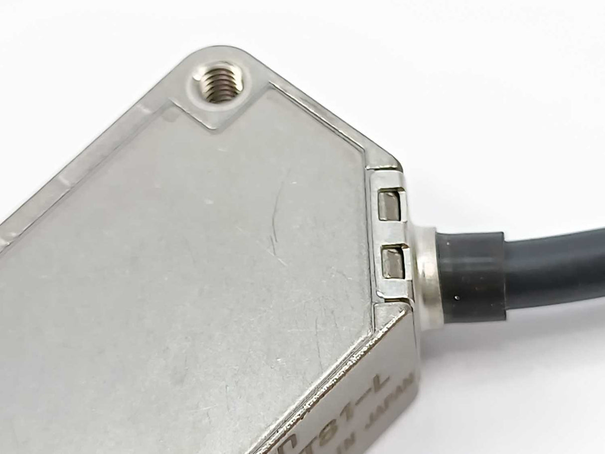 OMRON E3ZM-T81-L Photoelectric sensor