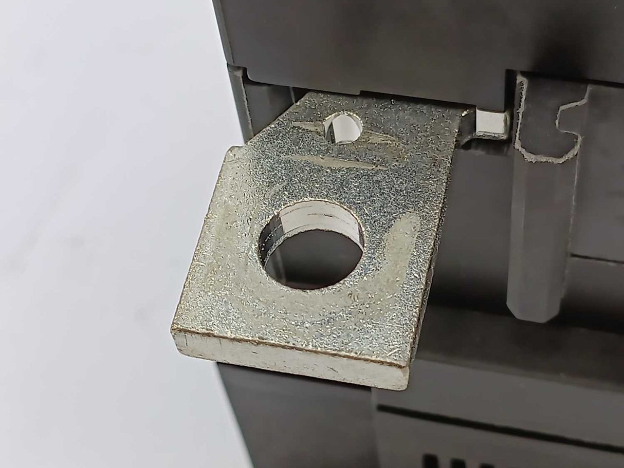 Siemens 3RT1066-6NP36 power contactor, AC-3e/AC-3 300 A 3RH1921-1DA11