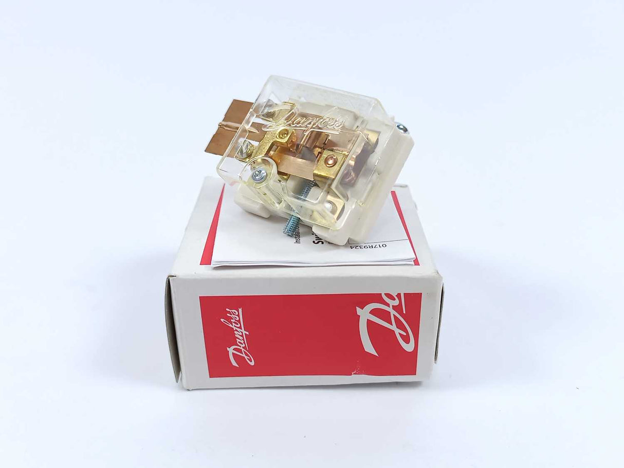 Danfoss 017-403066 Spare part SPDT switch